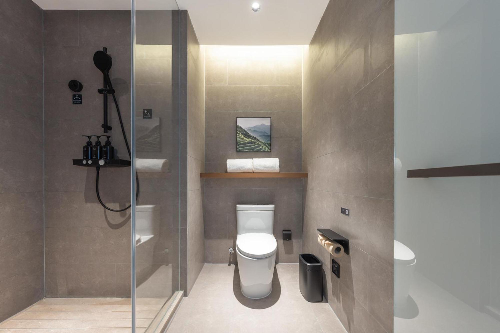 Atour Hotel Wuhan Chuhe Han Street Hongshan Plaza Dış mekan fotoğraf