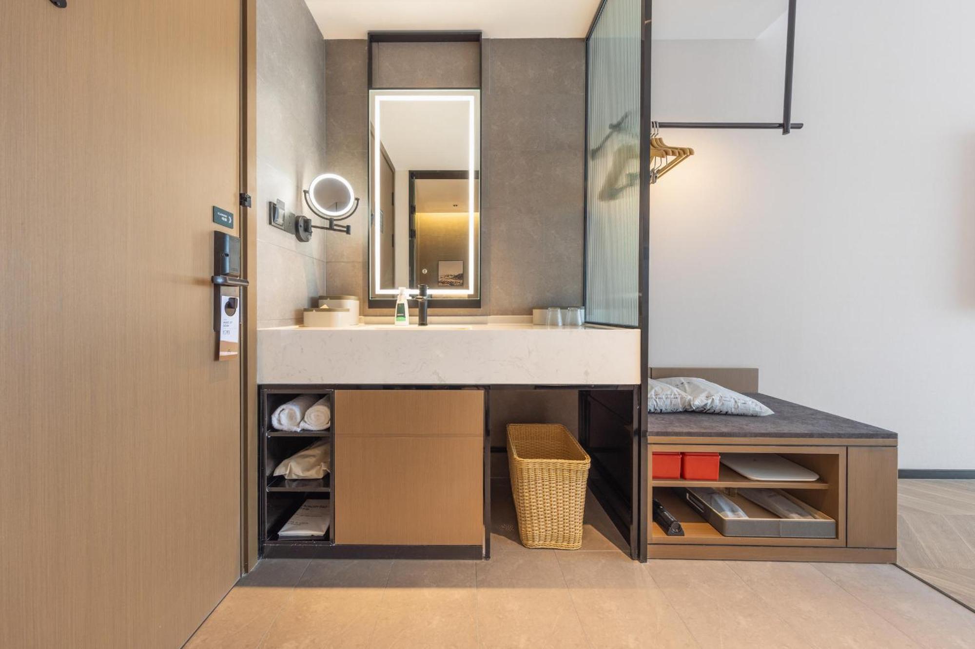 Atour Hotel Wuhan Chuhe Han Street Hongshan Plaza Dış mekan fotoğraf