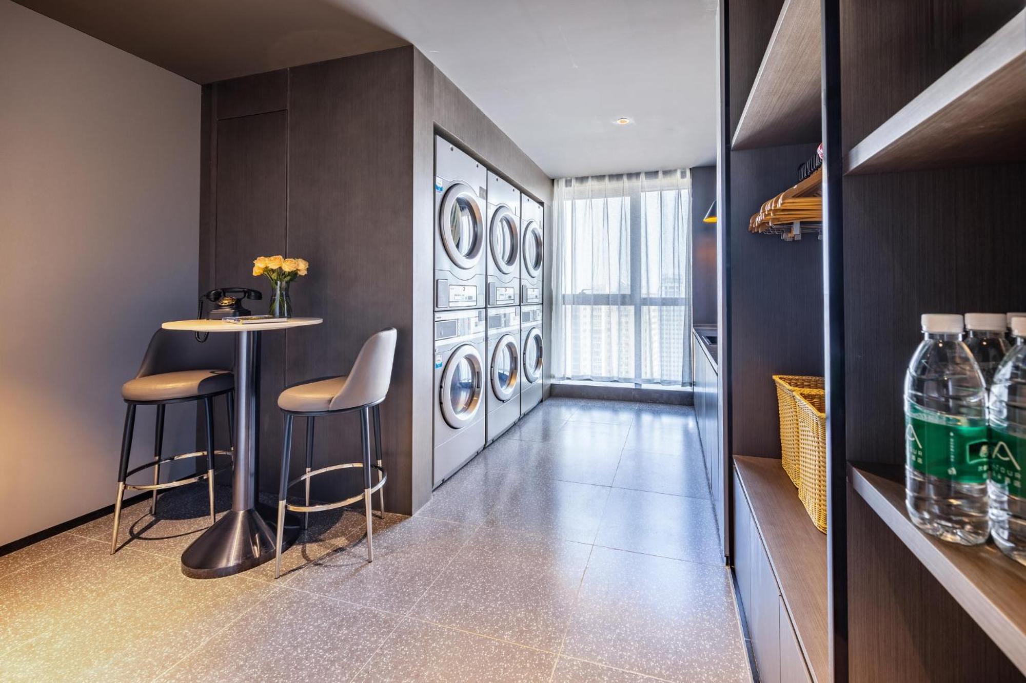 Atour Hotel Wuhan Chuhe Han Street Hongshan Plaza Dış mekan fotoğraf